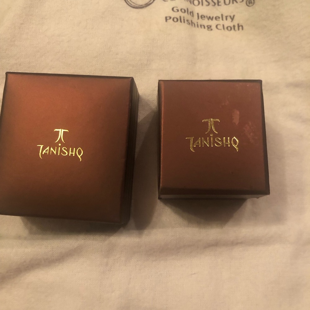 2 Tanishq Jewelry Boxes